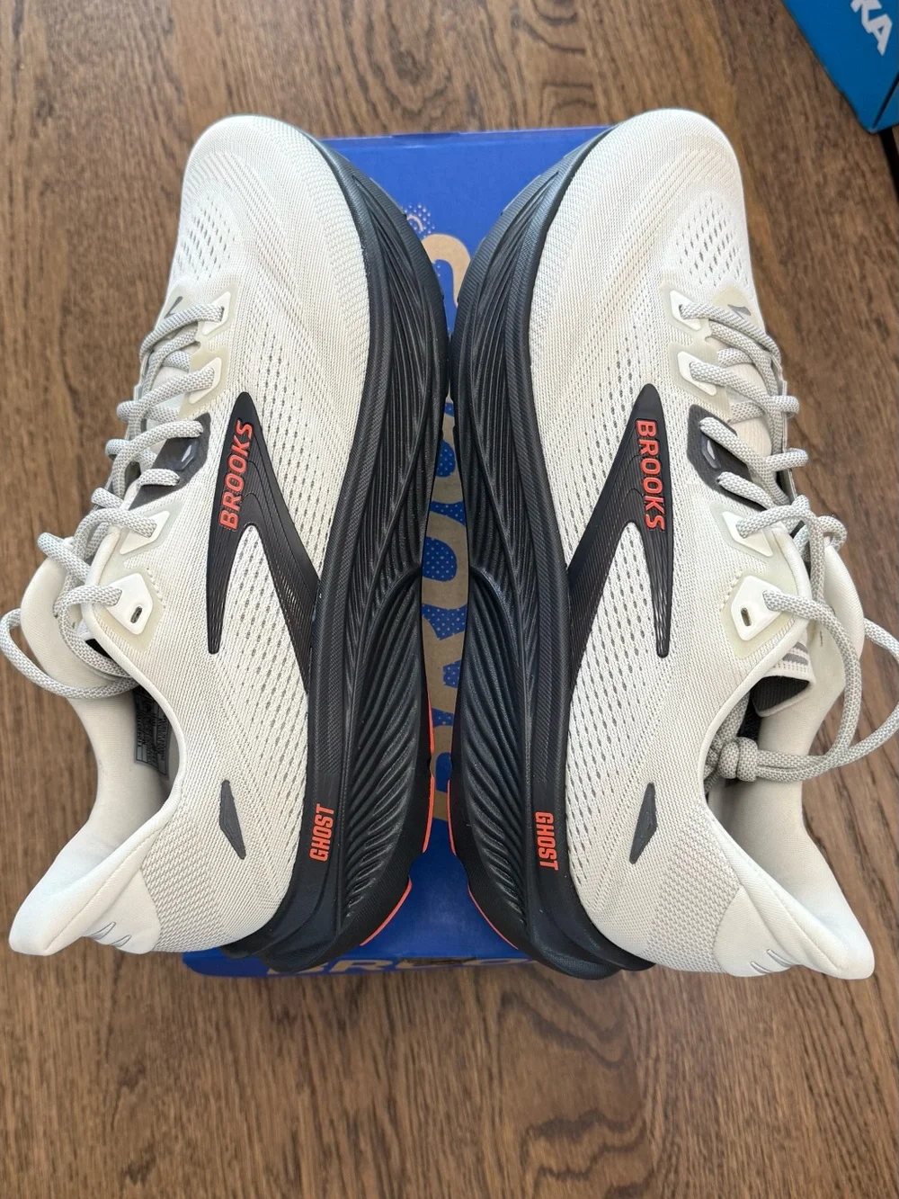Brooks Ghost 18 Running Shoes – Men’s Size 11 – Brand New in Box - Picture 2 of 8
